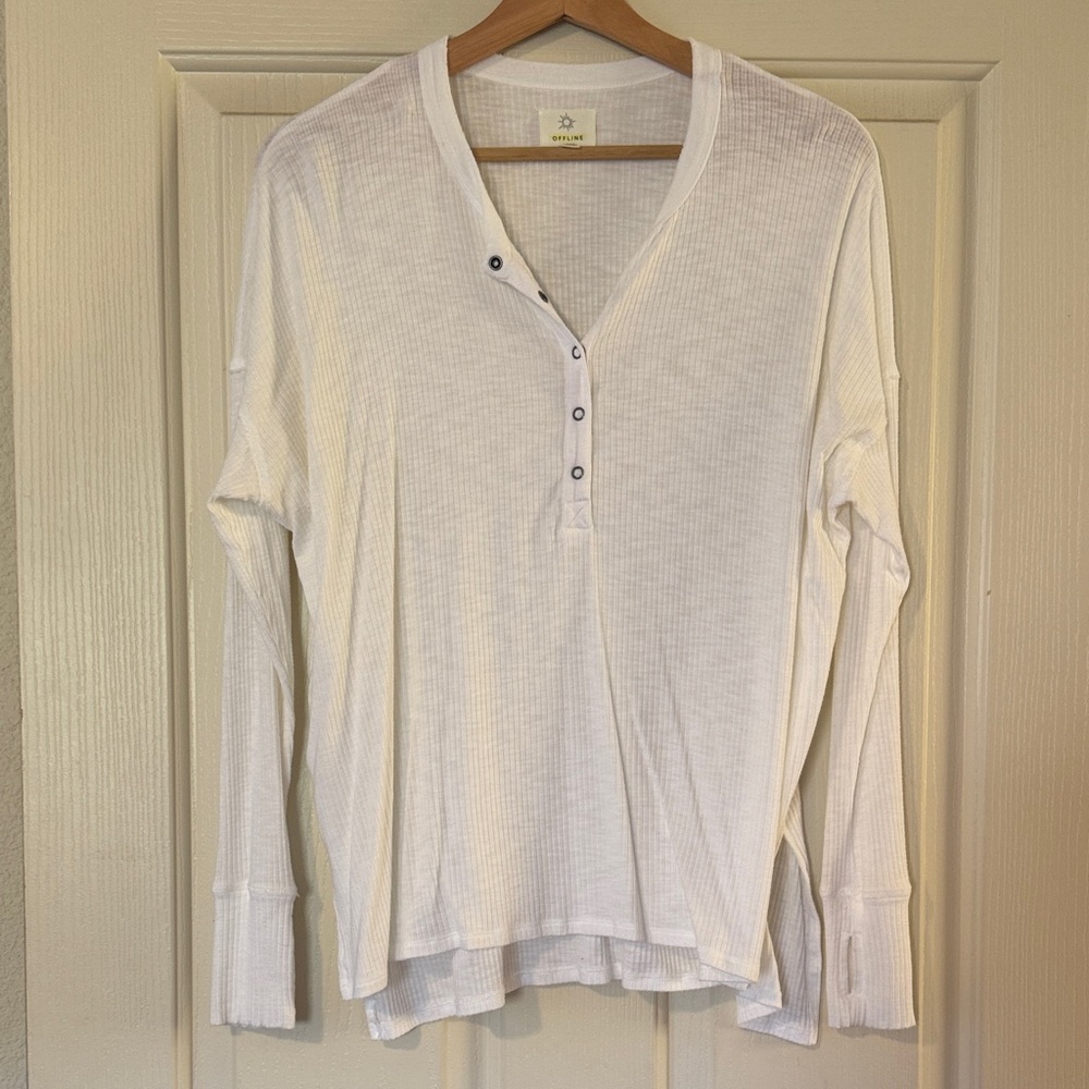 Offline by aerie- White Henley Top with thumb holes